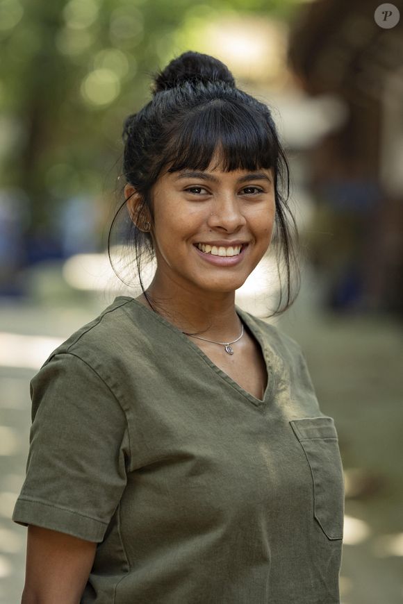 Flávia (Ywyzar Guajajara) - Melhor amiga de Fernanda (Ramille). É uma jovem leve e animada. Adora festa, mas equilibra bem os estudos com diversão. Assim como Fernanda, também estuda Veterinária na mesma faculdade que a amiga. Tem um namorico com Carlos (Felipe Ricca).