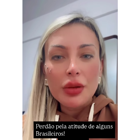 Andressa Urach escreveu na legenda de seu vídeo: 'Perdão em nome dos brasileiros! @potus', se referindo à Donald Trump.