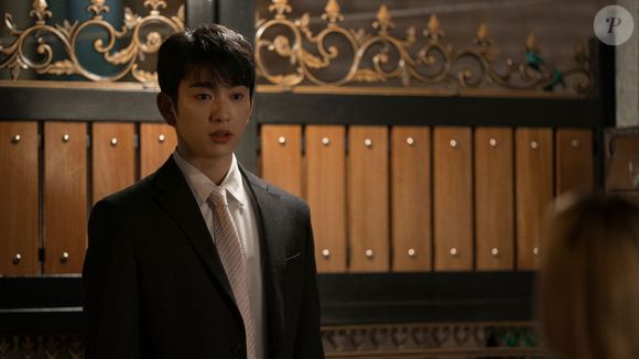 Para ficar com seu corpo sarado nos palcos e doramas, Park Jin-young segue uma dieta limpa e saudável