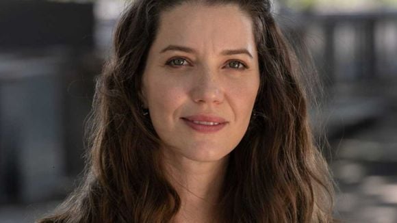 Qual é o maior segredo de Francesca em 'Quem Ama Cuida'? Em menos de 72 horas, revelação inusitada expõe ligação com homem apaixonado por Adriana