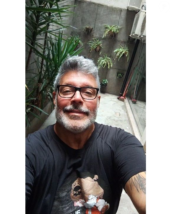Alexandre Frota enfrentou dificuldades financeiras e solicitou a gratuidade de Justiça. O pedido, no entanto, foi recusado, gerando novas discussões em torno da situação.