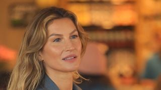 Melhora a digestão, reduz inchaço e fortalece a imunidade: Gisele Bündchen aposta em especiaria barata da cozinha que a ciência confirma como poderosa