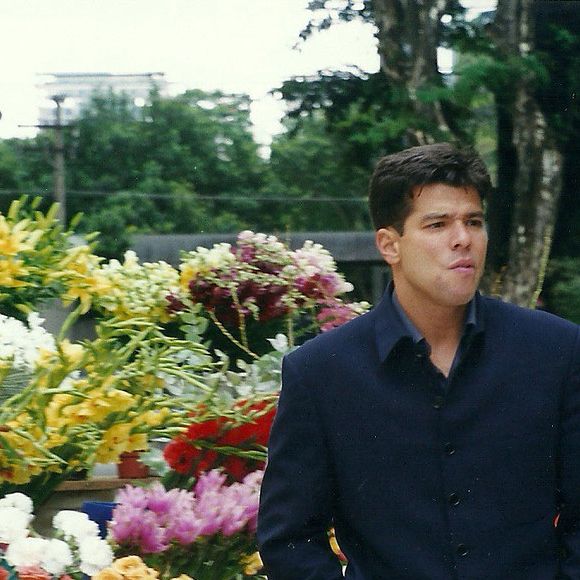 Maurício Mattar mostrou uma beleza mais madura em 'Louca Paixão', novela da Record TV de 1999