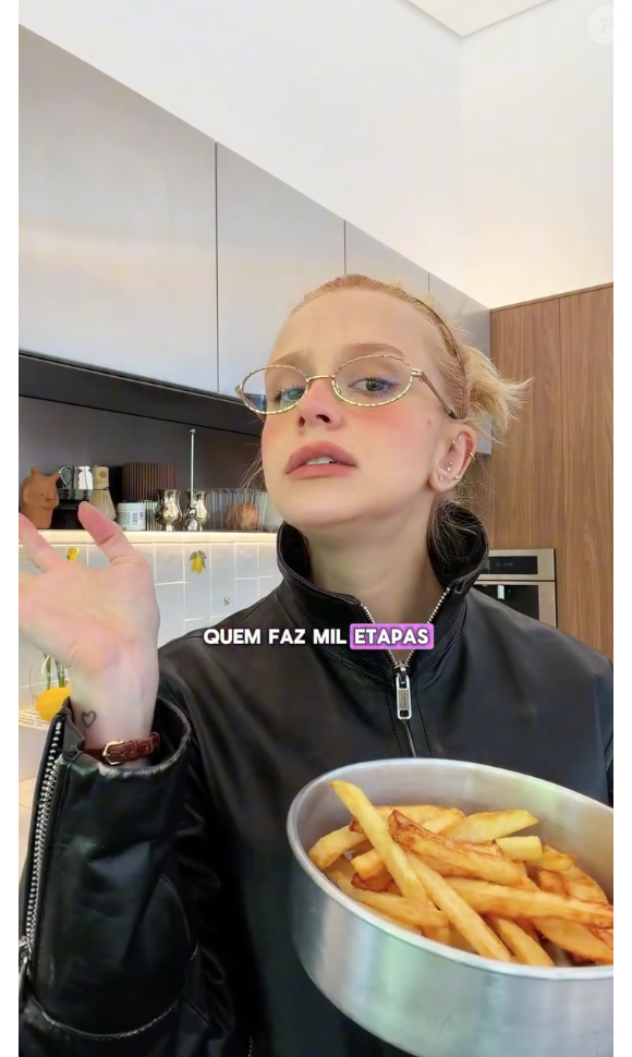 Campeã do 'MasterChef Brasil', Isa Scherer ensinou em suas redes sociais o preparo de uma batata frita crocante