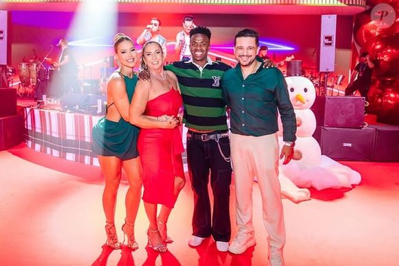 O internauta também cusou Danilo de estar com Margareth Serrão por interesse