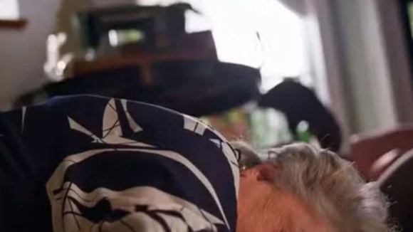 Jaques mata Rosa na novela 'Dona de Mim'? Criminoso, vilão empurra mãe para a morte e foge sem olhar para trás