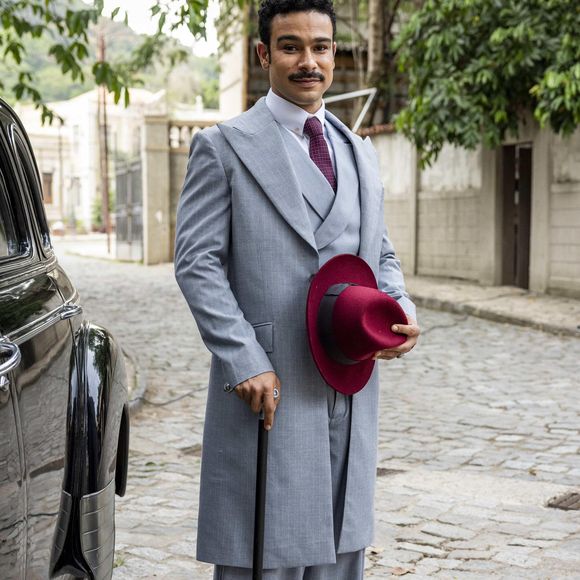 Sérgio Malheiros será Lourival Piselli, um ricaço que vai se meter na relação de Dita (Jeniffer Nascimento) e Candinho (Sergio Guizé).