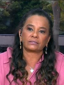 'Tenho 69 anos, quase 70. Na minha infância, ouvia coisas...': arrependida de falas polêmicas, Solange Couto dá explicação para Ana Maria Braga no 'Mais Você'