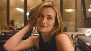 Do floral elegante ao gourmand luxuoso: 5 perfumes femininos importados para usar no primeiro encontro e seduzir na primeira borrifada