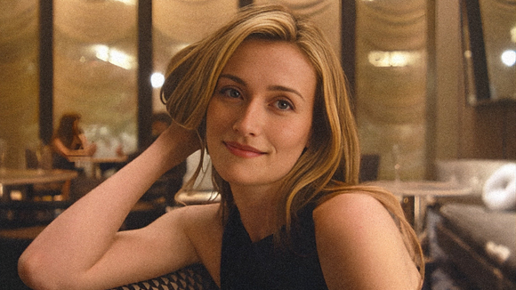 Do floral elegante ao gourmand luxuoso: 5 perfumes femininos importados para usar no primeiro encontro e seduzir na primeira borrifada