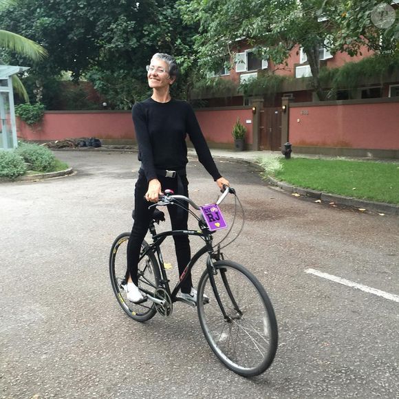 Depois da repercussão do caso, Roberta afirmou que pretende registrar boletim de ocorrência contra Cássia Kis