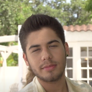 Zé Felipe costumava trocar de cabelo com menos frequência