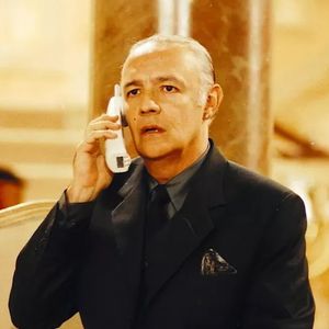 Ney Latorraca atribuiu ao diretor Walter Avancini sua decisão de assinar contrato com o SBT: 'Precisava alguém de nome'