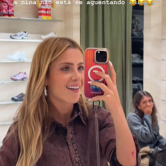 Amiga de Jade Picon, Nina presenciou a queda da artista