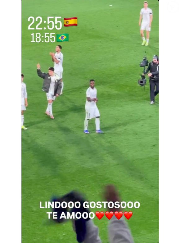 Virgínia se exaltou logo após o fim da partida e gritou para Vini Jr.: "Lindo! Gostoso! Lindo! Gostoso! Te amo"