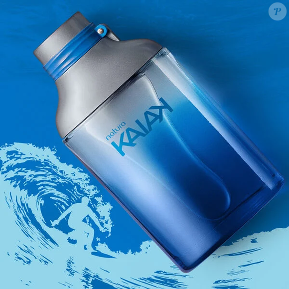 Integrante da família olfativa Aromático Fougère, o Kaiak Masculino aposta em uma combinação atemporal de notas aquáticas e amadeiradas que evocam aventura, natureza e liberdade