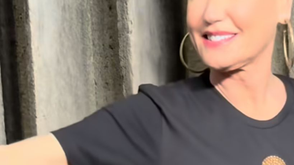 3 exercícios para combater a flacidez dos braços que você pode fazer em casa em 5 minutos