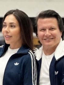 'Saiu de casa falando te amo e não voltou': ex-esposa de Giovani, dupla de Gian, expõe fim conturbado de casamento de 26 anos com o cantor; influenciadora diz que sertanejo estava acompanhado de outra mulher