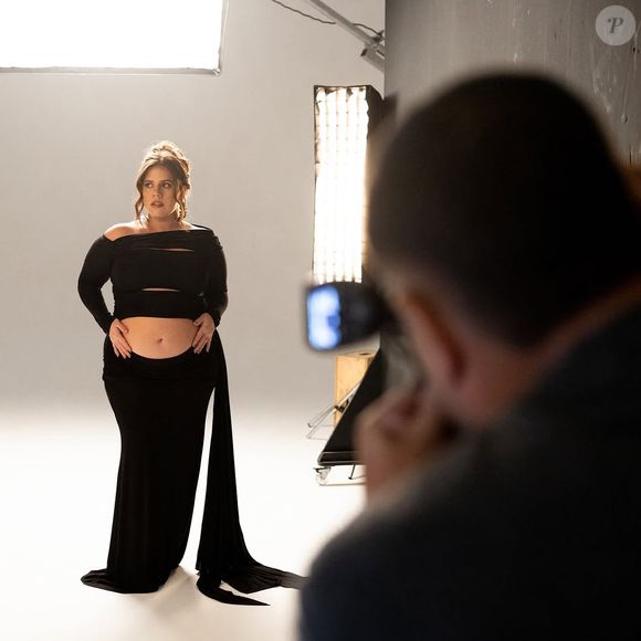 Tati Machado: ‘Um mês. Um mês que aprendemos a ser pais sem filho no colo. Um mês do exercício constante do amor sem toque. Um mês acolhendo o que ficou de nós’