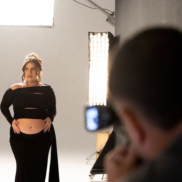 Tati Machado: ‘Um mês. Um mês que aprendemos a ser pais sem filho no colo. Um mês do exercício constante do amor sem toque. Um mês acolhendo o que ficou de nós’