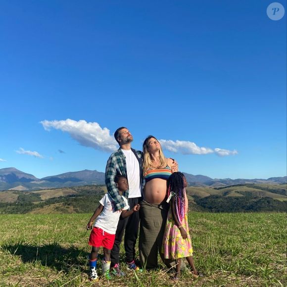 Bruno Gagliasso e Giovanna Ewbank construíram o Rancho da Montanha a partir de 2020