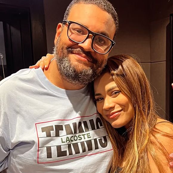 Lexa compartilhou uma foto ao lado do produtor musical Jefferson Junior, que também enfrentou a perda de uma filha