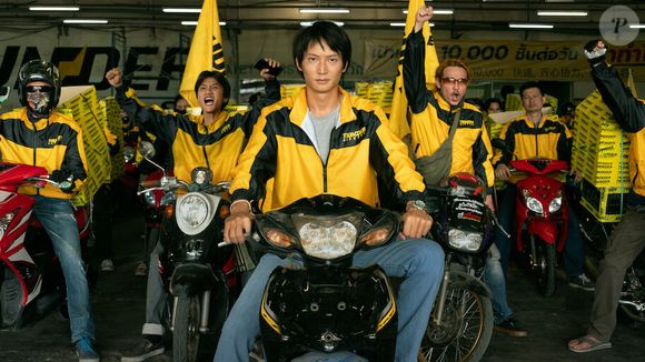 'Unicórnio Implacável': um jovem empreendedor abandona a vida nas ruas para criar uma startup no mercado de entregas, mas enfrenta inimigos poderosos