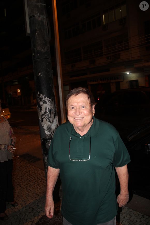 Boni e Jô Soares entraram em pé de guerra depois que humorista deixou a Globo rumo ao SBT: comerciais do entrevistador deixaram de ir ao ar na TV líder