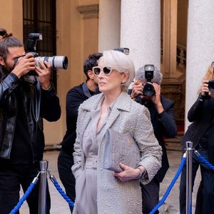 A aguardada sequência de 'O Diabo Veste Prada' traz novamente Meryl Streep e Anne Hathaway nos papéis de Miranda Priestly e Andrea Sachs, personagens que conquistaram o público com suas personalidades fortes e trajetórias no competitivo mundo da moda