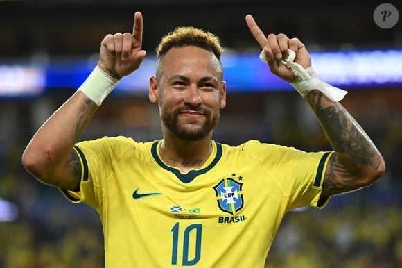 Neymar estava à disposição de Ancelotti, mas o treinador do Brasil optou por deixar o camisa 10 de fora da partida