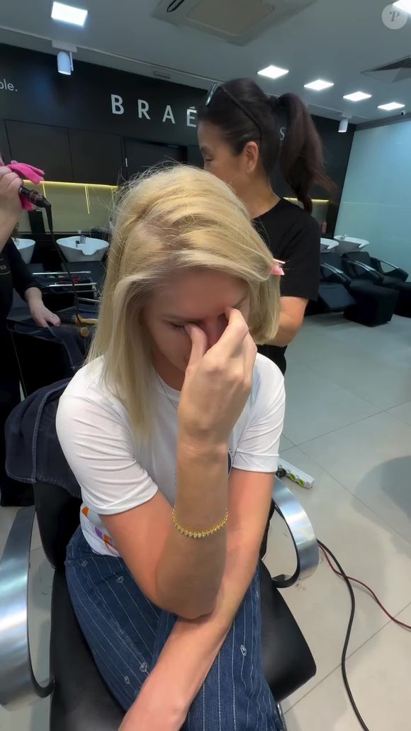 Val Marchiori chorou bastante ao cortar o cabelo