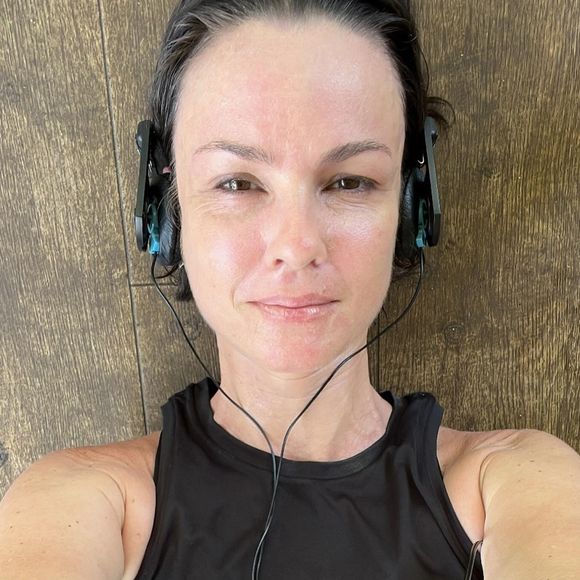 Longe das novelas inéditas, Carolina Kasting já revelou como aprendeu a enxergar a passagem do tempo de forma positiva. Veja o que ela disse