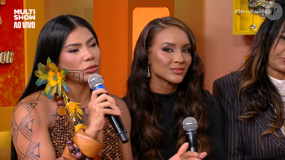 Ao lado de Maxiane, Marciele, ex-'BBB 26', aposta em elementos tradicionais e destaca a origem paraense ao revelar detalhes do look no Mesacast para a final, que decide os finalistas Ana Paula Renault, Juliano Floss e Tia Milena