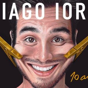 Tiago Iorc lançou ‘Troco Likes 10 Anos’, onde recria as músicas do álbum de maior sucesso de sua discografia