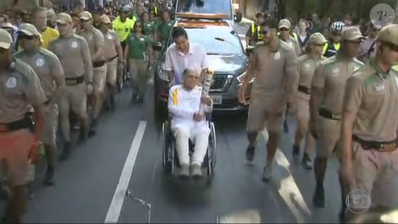 Ivo Pitanguy morreu no dia seguinte a participar do revezamento da tocha olímpica para a Olimpíada 2016, no Rio de Janeiro
