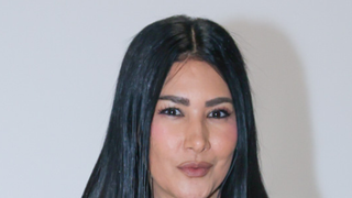 1 mês após ser criticada pela aparência, Simaria faz nova aparição e prestigia DVD da irmã, Simone, com look estilo 'saco de lixo fashionista'. Fotos!
