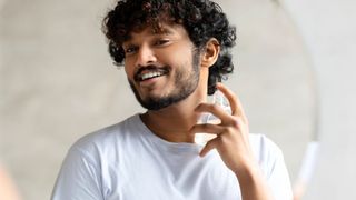 Perfumes masculinos de O Boticário e Natura: essas 3 fragrâncias marcantes te deixam com 'cheiro de rico' para o Inverno 2025