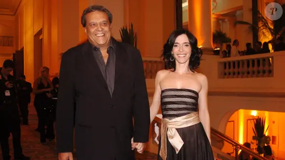 Deborah Evelyn e Dennis Carvalho se separaram em 2012. Foi o último relacionamento que o diretor tornou público