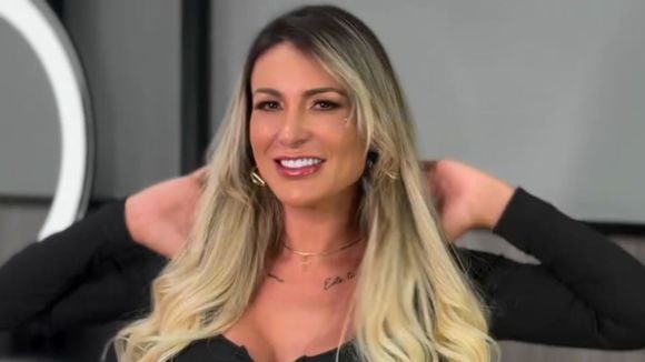 Pronta para beijar muito! Andressa Urach aumenta e define os lábios em novo procedimento estético; veja antes e depois