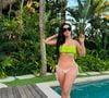 Fotos de Simaria de biquíni foram postadas um dia antes do aniversário de 43 anos