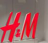 A H&M vai estrear duas lojas em SP em menos de um mês: a loja do Iguatemi contará com uma seleção curada de moda feminina, acessórios, underwear e peças básicas, distribuídas em aproximadamente 1.000 m² de área de vendas. Já a unidade do Anália Franco trará um sortimento mais amplo — incluindo moda feminina, masculina e infantil — em quase 2.000 m².