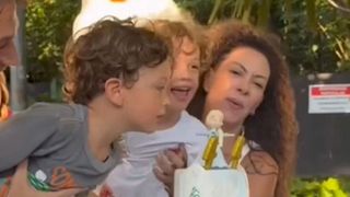 Emilio Dantas e Fabiula Nascimento comemoram aniversário dos filhos gêmeos e tema da festa vira polêmica na web: 'Pessoal esquisito'