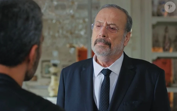 Suat é assassinado por um doa capangas de Nezir por golpe que envolve dinheiro de Sarp na novela 'Força de Mulher'