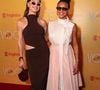 Alinne Moraes e Sheron Menezzes posam juntas na première de 'Por Você'