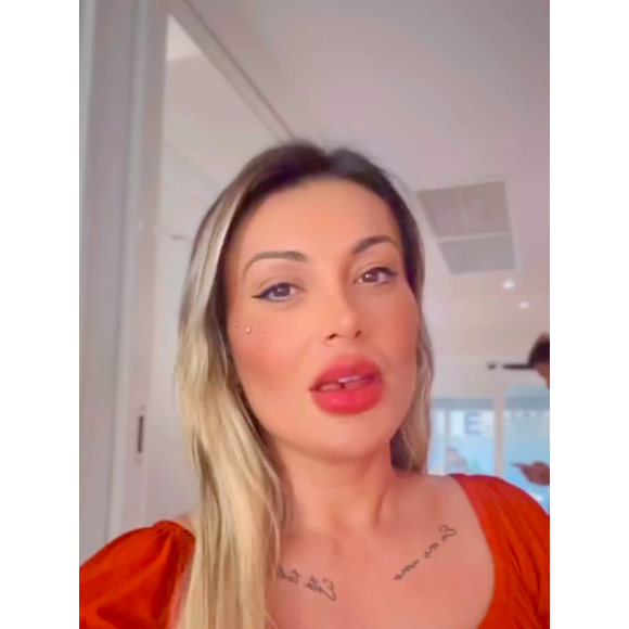 Andressa Urach chocou a web ao mudar completamente a cor dos seus olhos