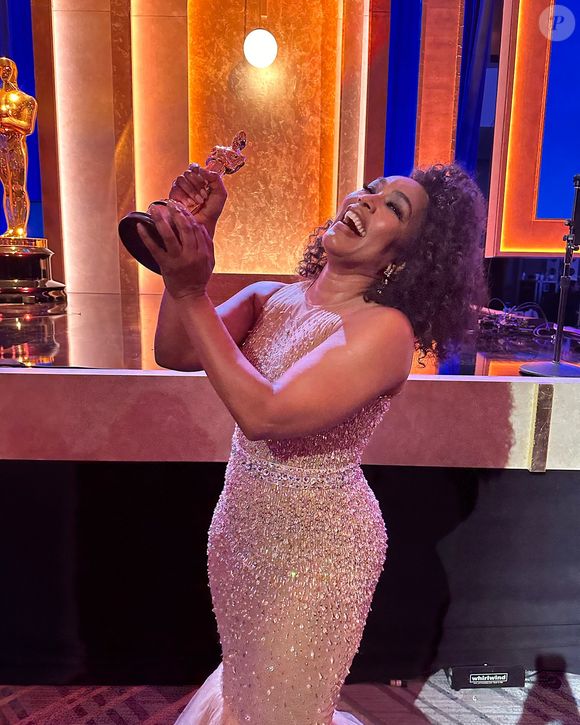 Para Angela Bassett, mais importante do que definição física é manter a saúde em dia depois dos 60 anos