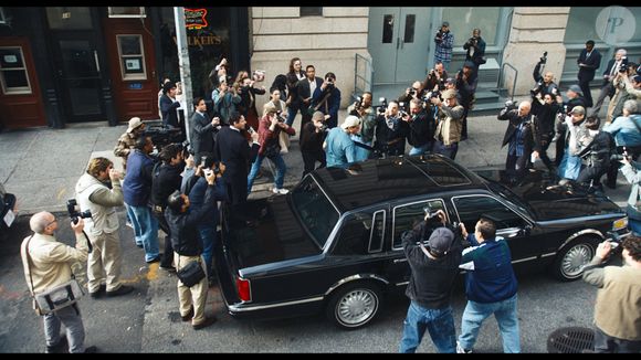 Ainda segundo a revista People, a rotina intensa e a exposição midiática também pesavam sobre o filho do ex-presidente dos Estados Unidos e a ex-funcionária da Calvin Klein