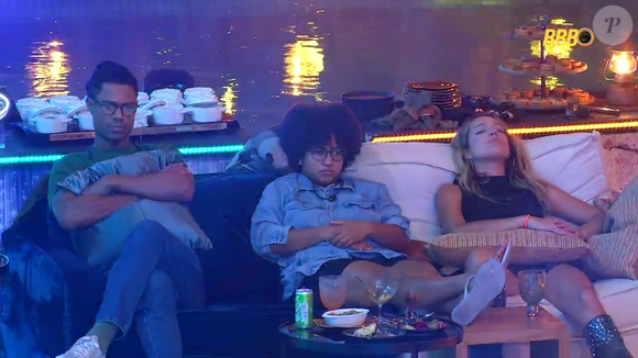 Reação de brothers ao ouvir cantoria desafinada de Alberto Cowboy no 'BBB 26' viraliza