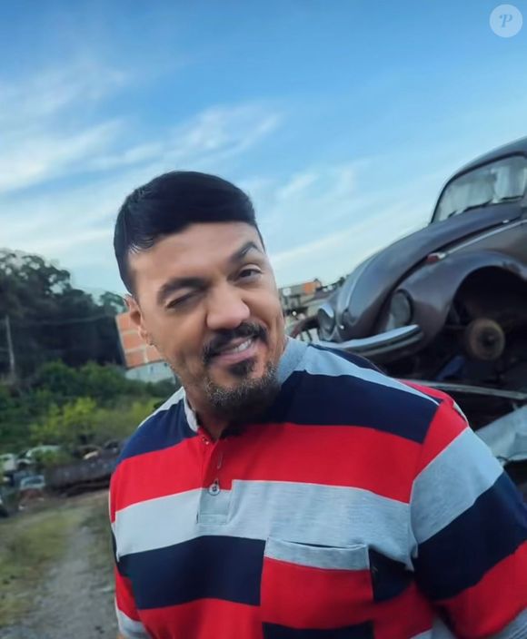 Cabelo novo! Belo mudou o visual para viver o Misael na novela 'Três Graças'