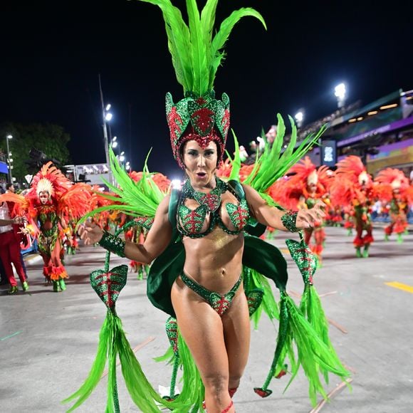 Mulher Melão ainda garantiu ter sofrido com um efeito colateral preocupante